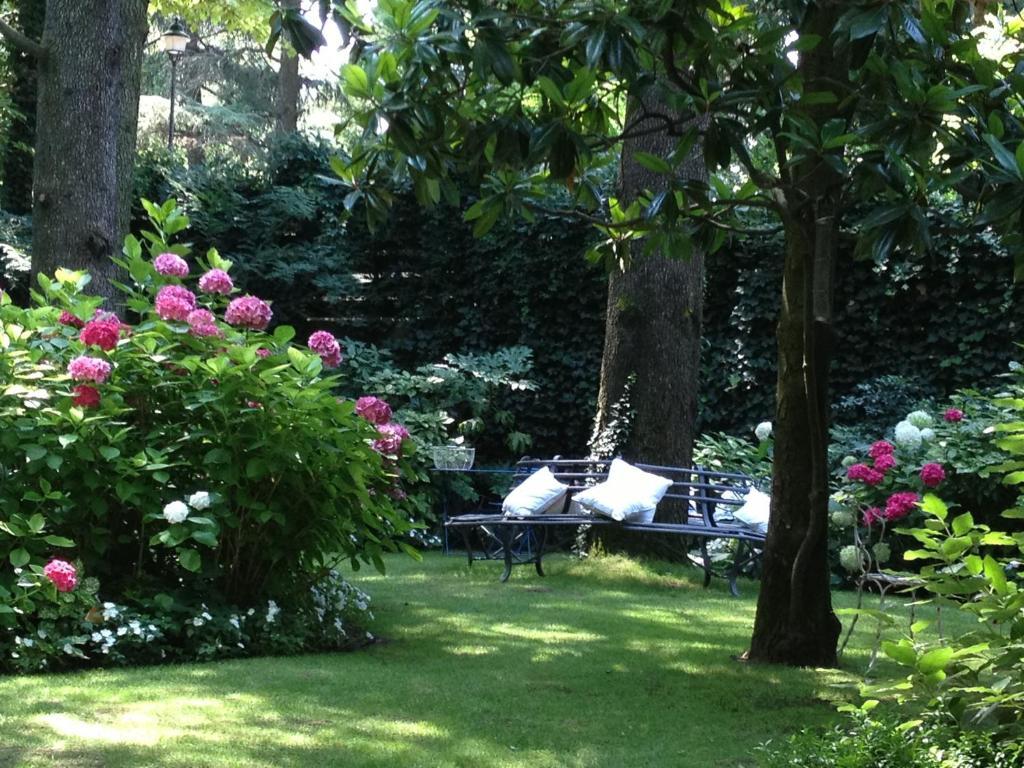 Casa Cuniolo Guest House ตอร์โตนา ภายนอก รูปภาพ